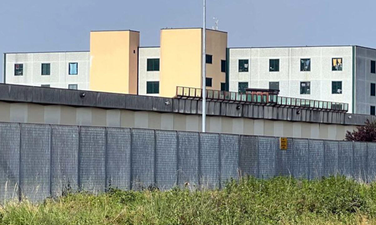 Cremona: educatore penitenziario si toglie la vita nel carcere