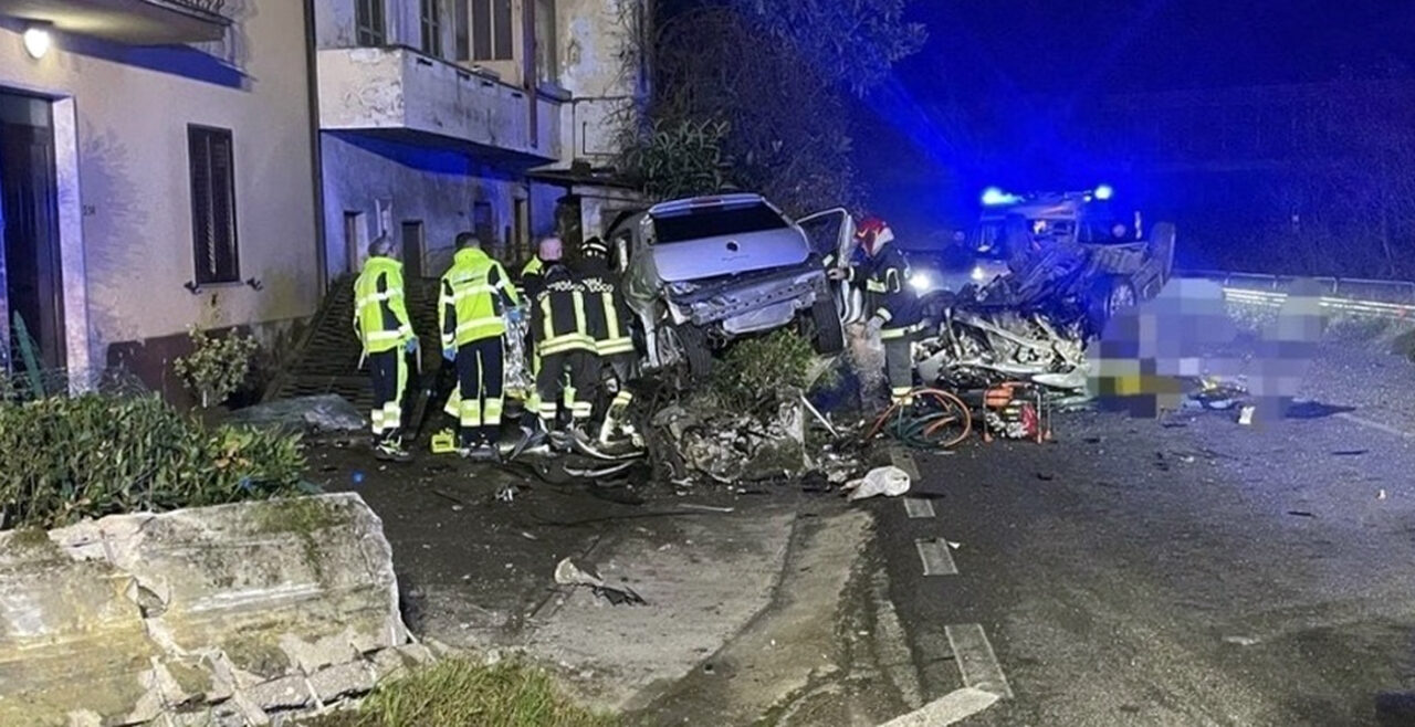 Ceccano: morti due giovani in scontro frontale fra auto