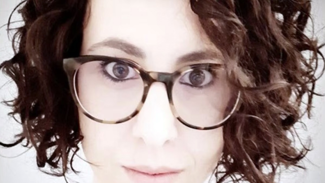 Elisa De Paris perde la vita in un tragico scontro frontale