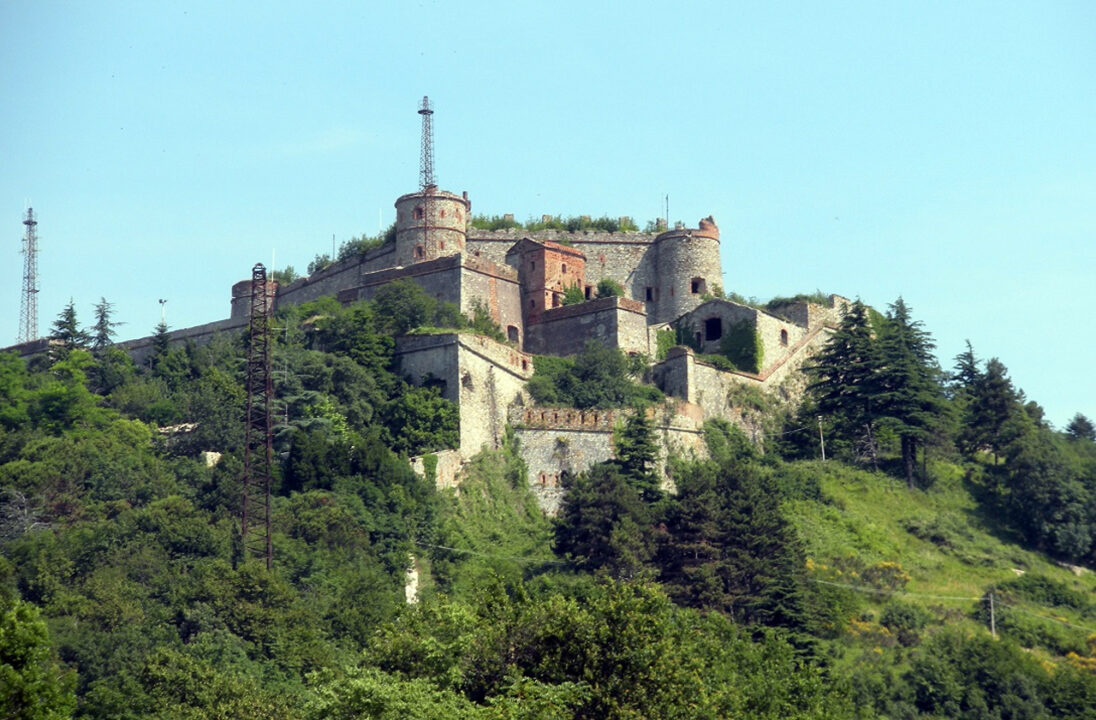 Genova: trovato uomo senza vita nel parco