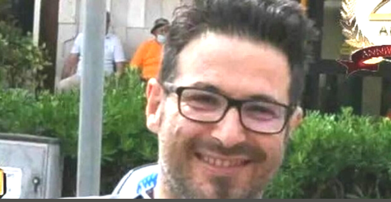 Matteo Tozzi, 47 anni, trovato morto dalla moglie