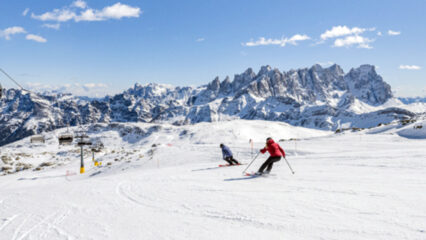 Courmayeur: sciatore 21enne va fuori pista e perde la vita