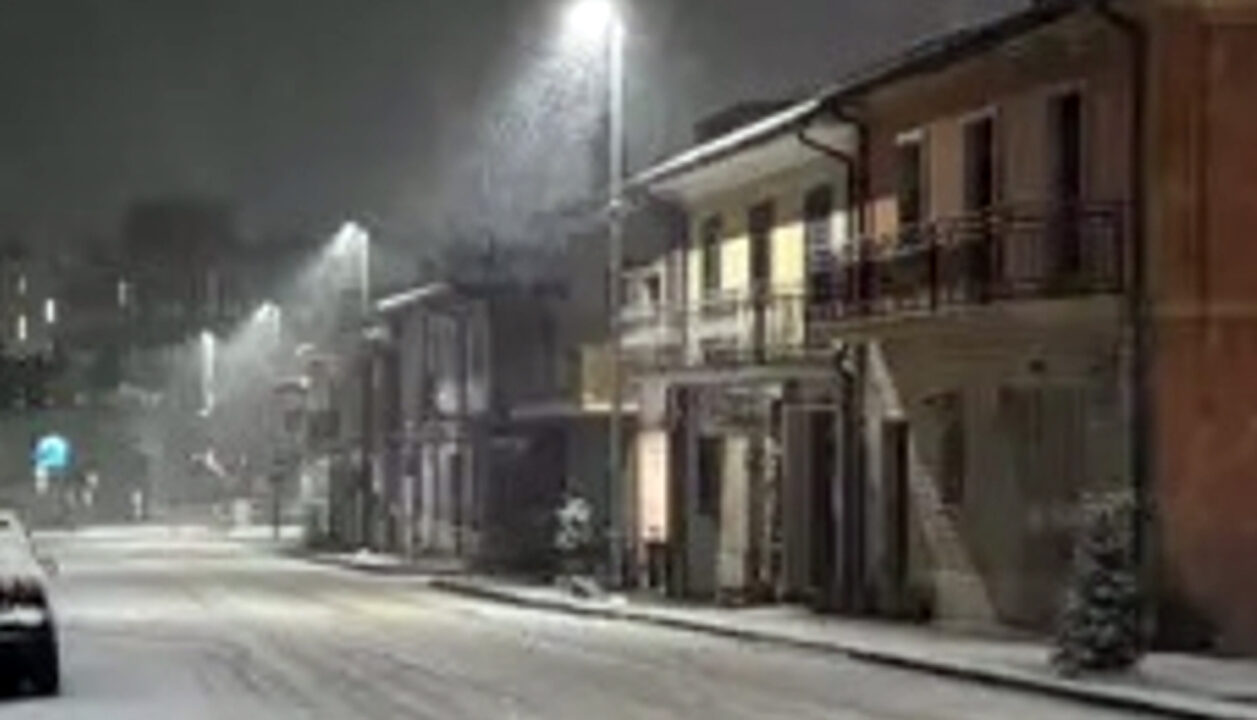 Irpinia: neve nella notte sulla provincia di Avellino