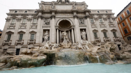 Roma: Fontana di Trevi a pagamento da lunedì prossimo