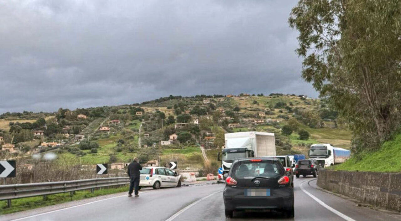 Bolognetta: tre morti nello scontro fra automedica e furgone