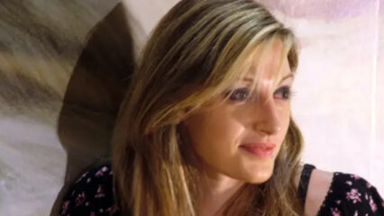 Elena Mondanelli trovata morta sul letto dalla madre
