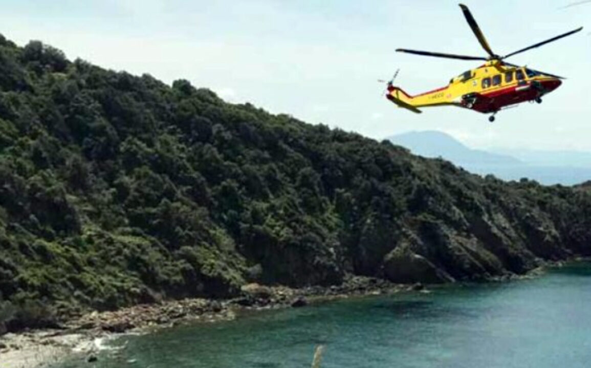Livorno: cadavere sugli scogli della spiaggia Calamoresca