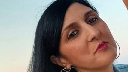 Melissa Santagada muore mentre stende i panni