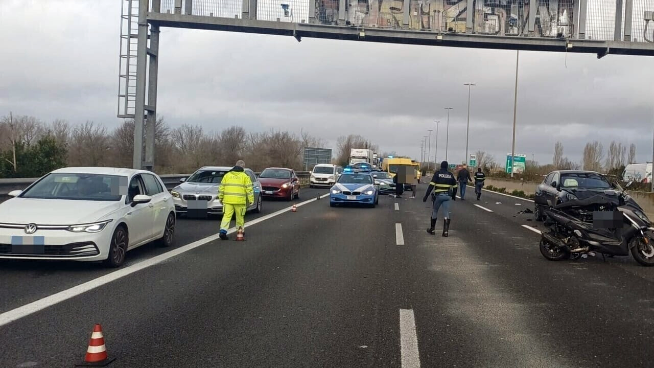 Incidente mortale sul Gra di Roma: perde la vita un uomo