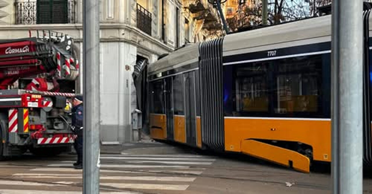 Milano: tram deragliato. Salgono a 39 i feriti, un morto