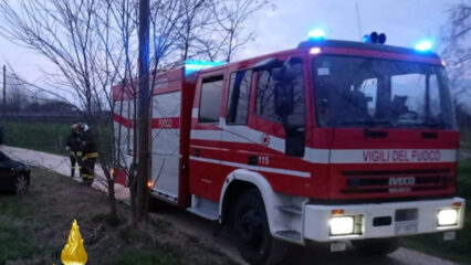 Petardo esplode in campagna, 29enne perde tre dita nel Trevigiano