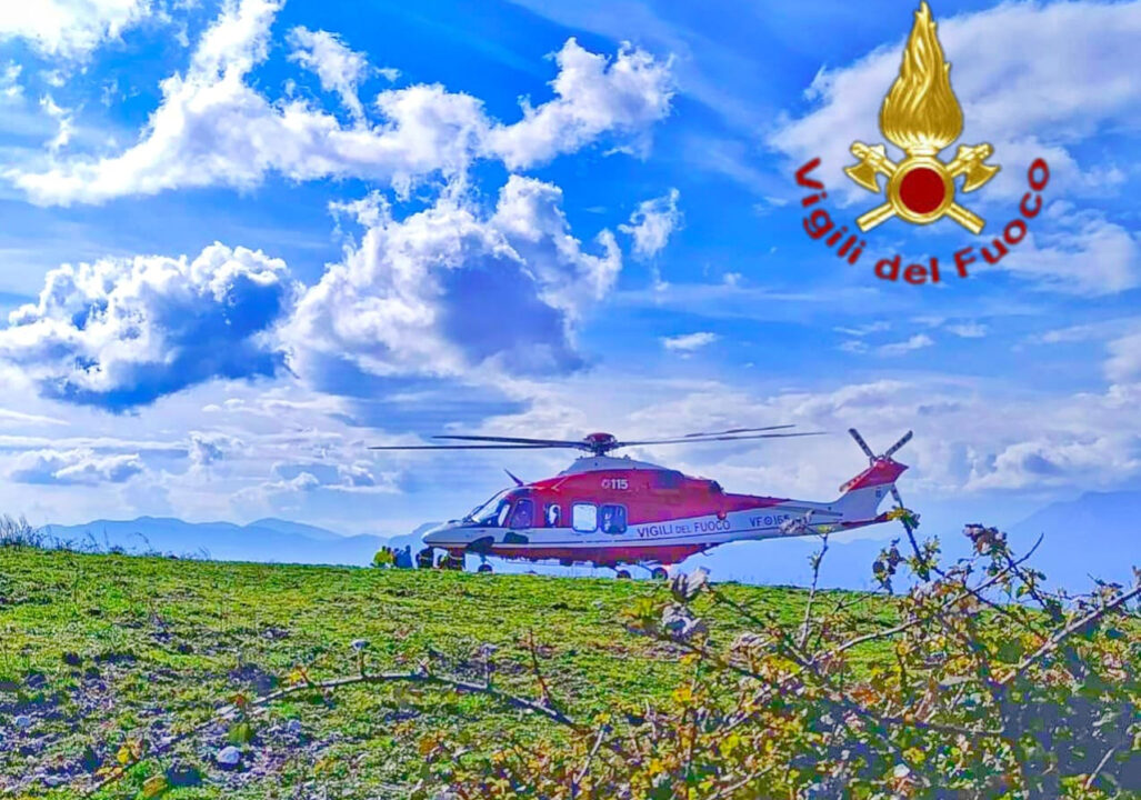 Irpinia: incidente in parapendio a Santo Stefano del Sole, 68enne precipita e finisce in ospedale