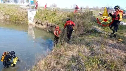Giallo nel Rodigino: mamma e figlio trovati morti in un laghetto