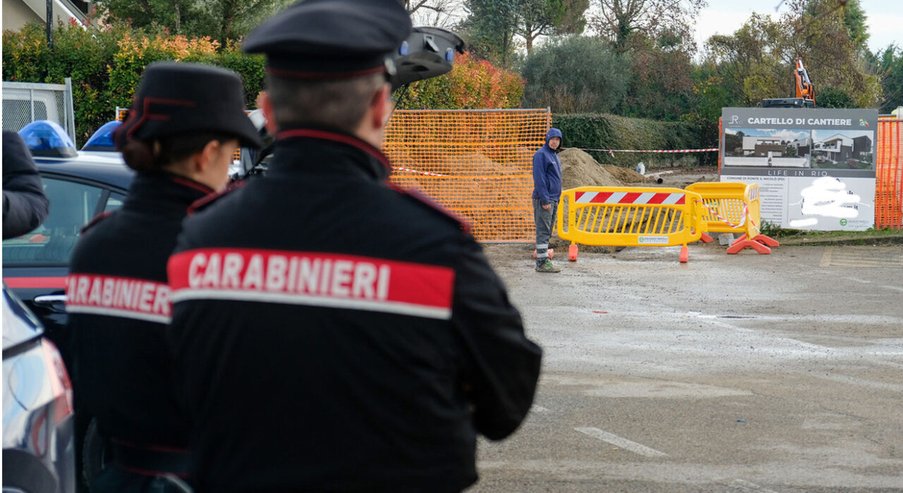 Dramma a Selvazzano: operaio di 22 anni muore schiacciato