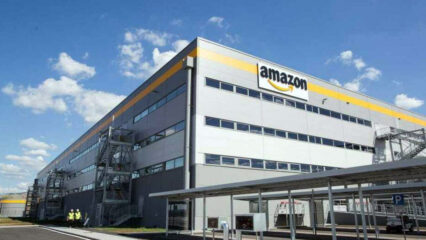 Torrazza Piemonte: uomo si dà fuoco allo stabilimento Amazon, è gravissimo