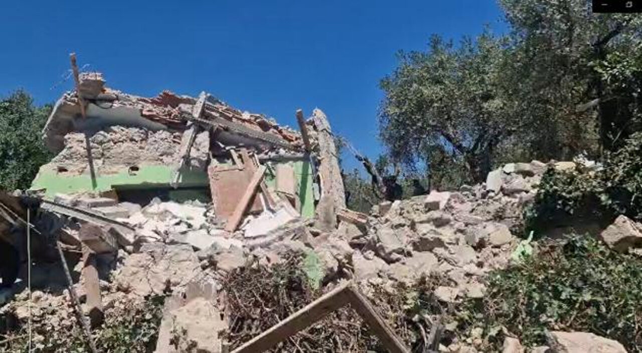 Bolsena: esplode e crolla una villetta in via dell’Arena, si scava per un disperso di 67 anni