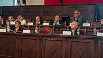 Napoli: Stati Generali della comunicazione sui minori