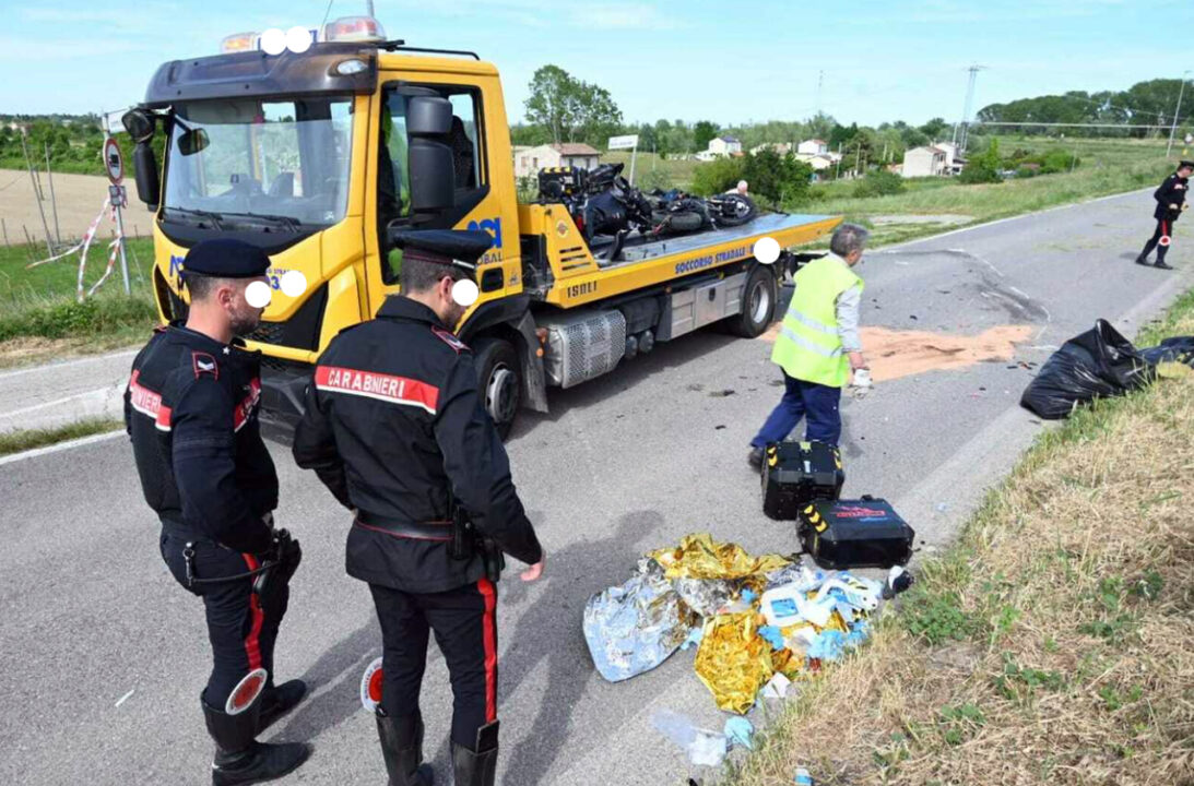 Scontro tra moto ad Adria: un morto e due feriti gravi