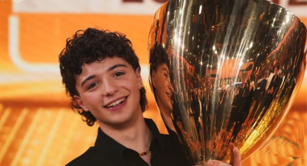 Il trionfo di Lorenzo Salvetti: dalla delusione di X Factor alla vittoria di Amici 2025
