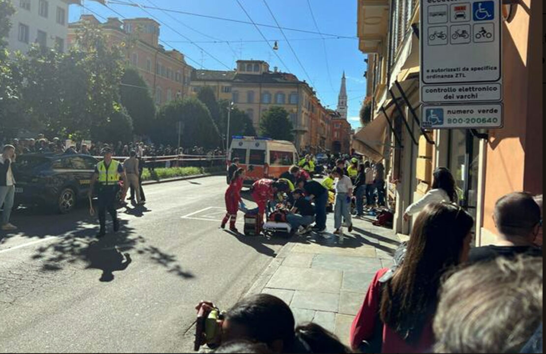 Modena: auto sulla folla a 100 all’ora, una decina di feriti