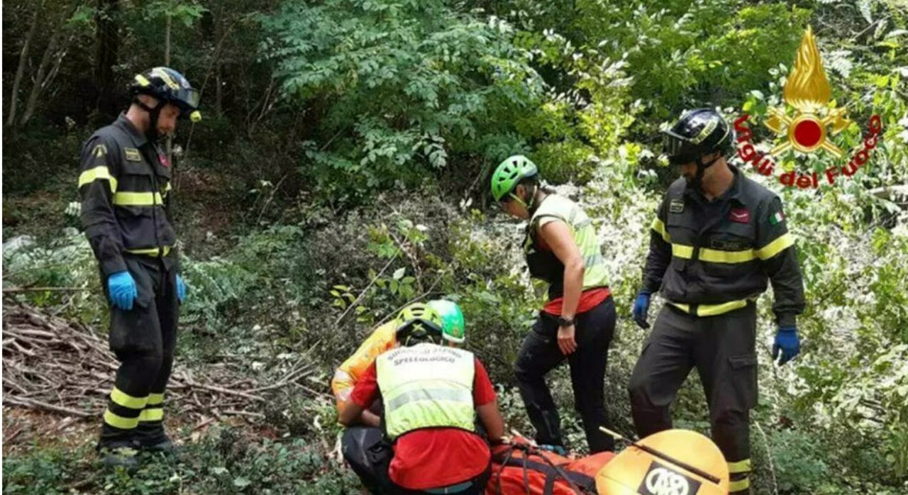 Alto Adige: incidente con il trattore nei boschi, muore boscaiolo di 35 anni