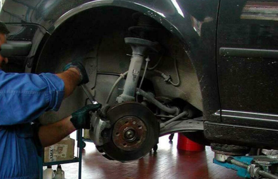 Rivoluzione revisione auto: criteri UE più rigidi su ADAS, centraline e motori elettrici