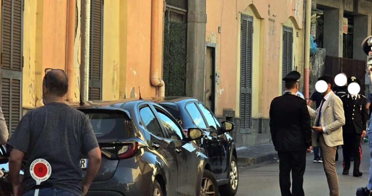 Boscotrecase: Salvatore Solimeno ucciso a colpi di pistola. Caccia al killer della porta accanto