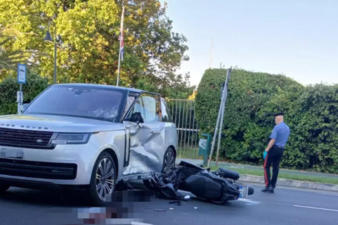 Versilia: inversione a U shock davanti al Twiga, muore centauro 17enne. Caccia ai tre pirati del SUV