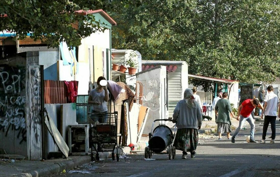 Frassinelle: due arresti per tentato omicidio aggravato da odio etnico