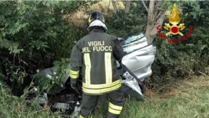 Grosseto: auto esce di strada. Morto 34enne, grave la figlia di 6 anni