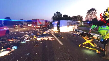 Autostrada A1: schianto all'alba nel Modenese. Camion travolge camper, sei feriti tra cui un neonato