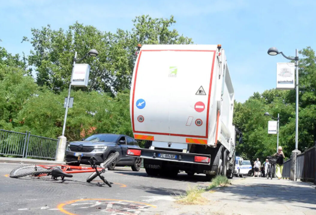 Reggio Emilia: non ce l’ha fatta l’11enne travolto dal camion dei rifiuti