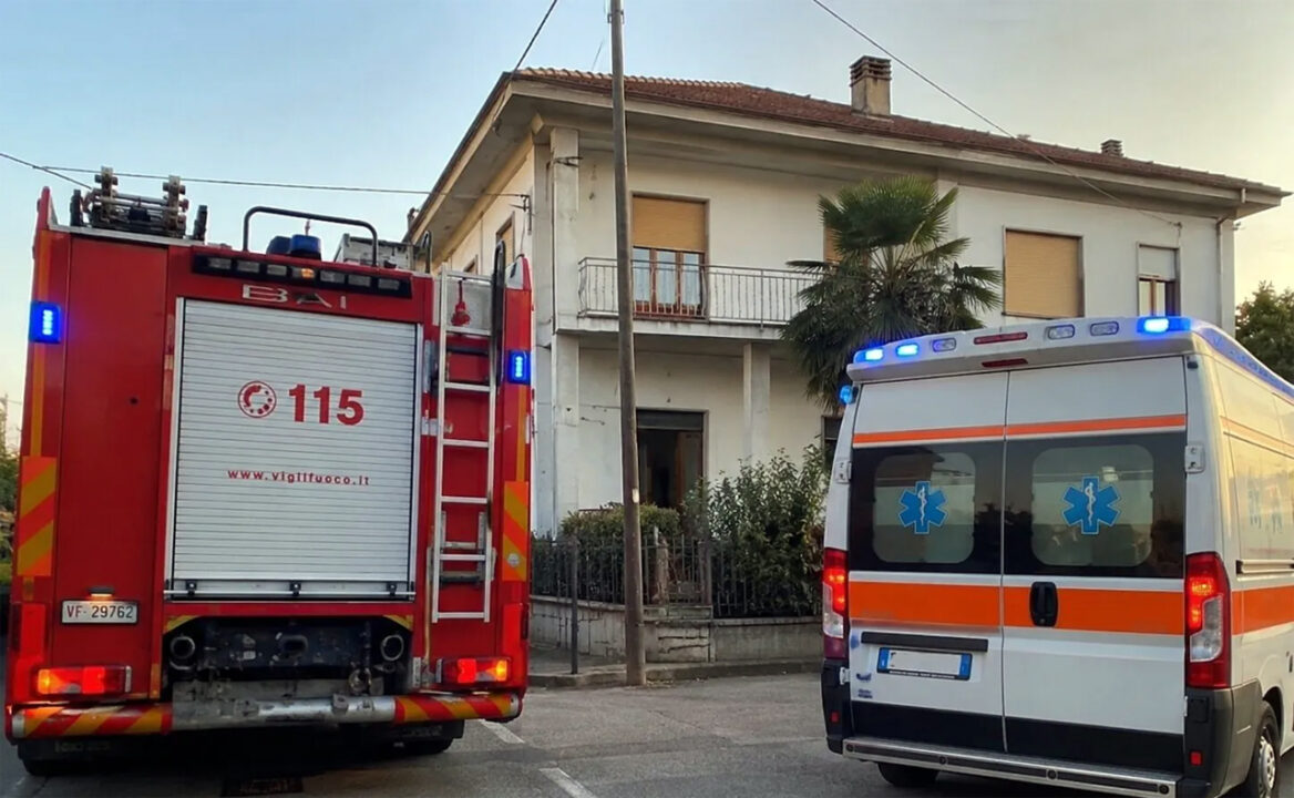 Aversa: donna di 57 anni trovata morta in casa. Avviati gli accertamenti delle forze dell’ordine