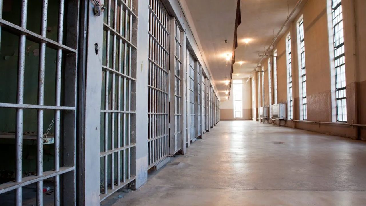 Sassari: detenuto 36enne muore carbonizzato al Bancali