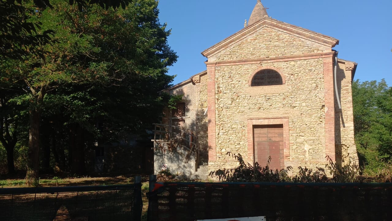 Paderno: “La nostra chiesa rischia di diventare una casa o un hotel”