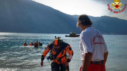 Lago di Como: si tuffa dalla barca per salvare il figlio in difficoltà e scompare tra le acque