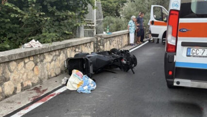 Frontale tra due moto sulla statale per Agerola: tre feriti e traffico paralizzato fino a sera