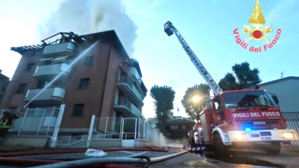 Brugherio: incendio in un appartamento. Uomo si lancia nel vuoto e muore