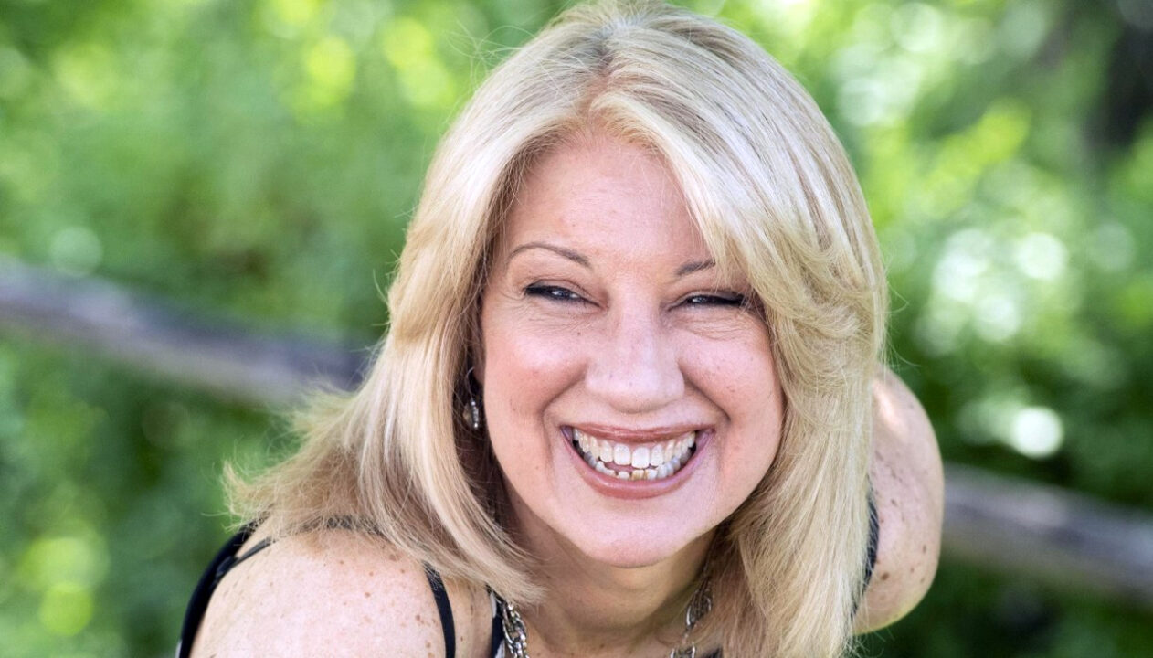 Rossella Diaco, storica e amata voce di Rai Isoradio, si è spenta a 65 anni 