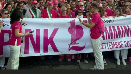Avellino si tinge di rosa per la prevenzione: in migliaia in marcia da Mercogliano