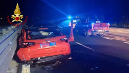 Gavorrano, auto sbanda e si schianta contro il guard-rail: muore una 71enne