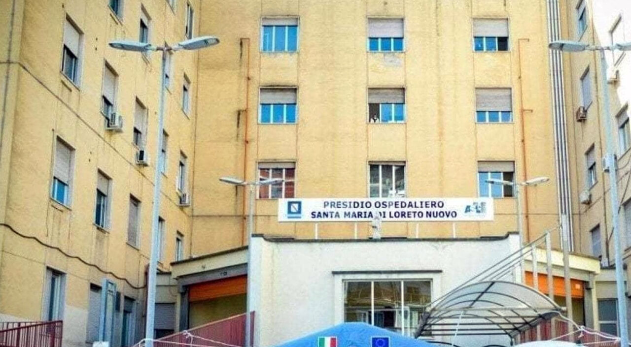 Napoli, tragedia in strada al Loreto Mare: ciclista investito e ucciso da una moto ad alta velocità