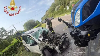 Ponte Lambro: frontale tra auto e trattore, muore sul colpo un 22enne