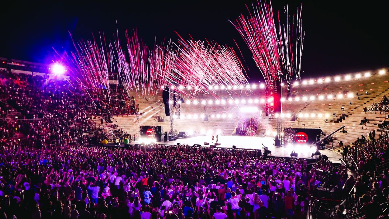 RTL 102.5 E RADIO ZETA ALL’ARENA DI VERONA 46 MILIONI DI VISUALIZZAZIONI