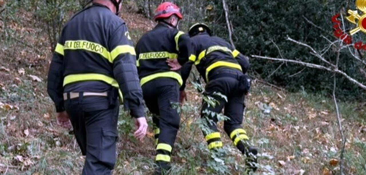 Fabriano: cade in una scarpata durante la caccia nei boschi, cacciatore trovato morto
