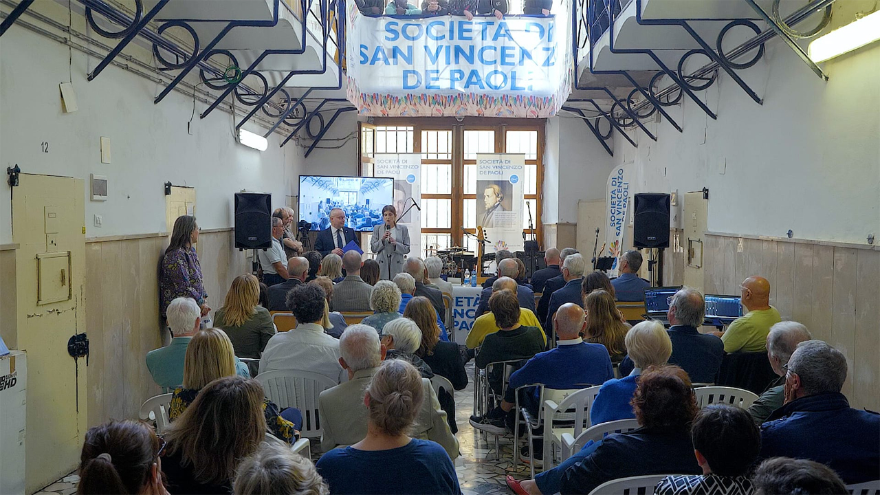 Premio Castelli a Porto Azzurro: la scrittura in carcere diventa speranza e solidarietà
