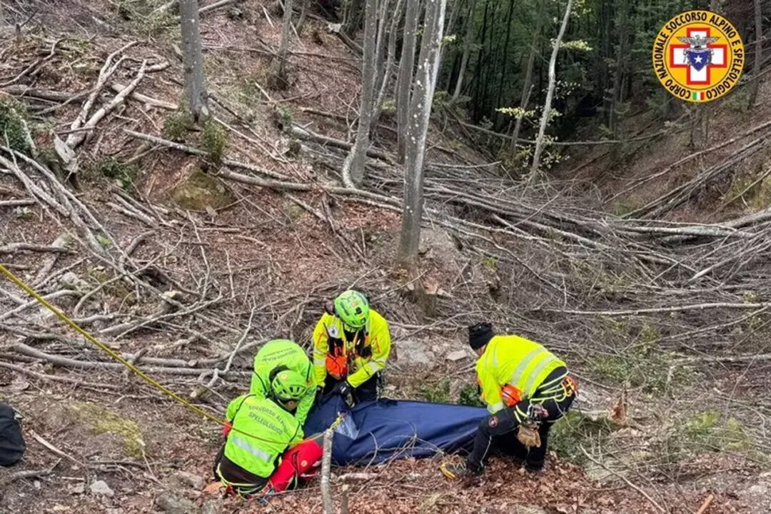 Castiglione dei Pepoli: cede la carrucola e lo colpisce un tronco, muore operaio 35enne 